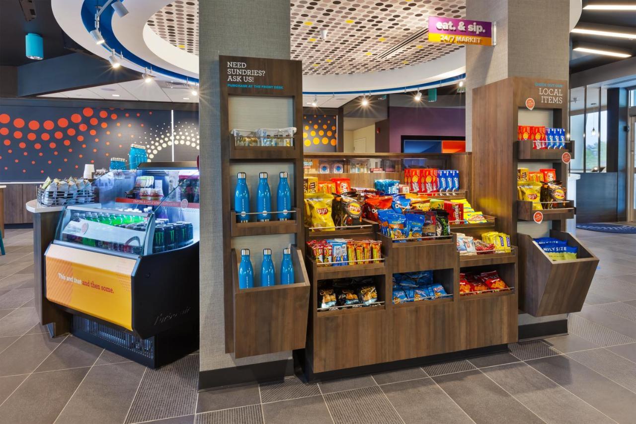 Tru By Hilton Comstock Park Grand Rapids, Mi Hotel ภายนอก รูปภาพ